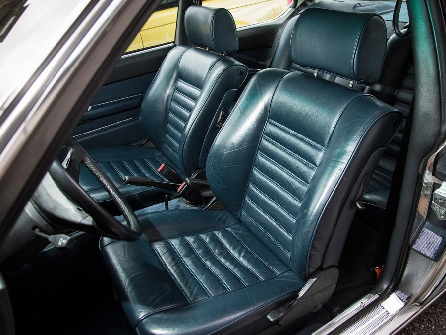 Интерьер BMW 635 CSi 1978 года  (фото 6 из 36)